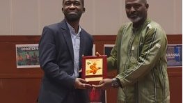 Cinéma : Mister Badeking décroche le Kamite de bronze au Bénin avec « Mère de cœur » 