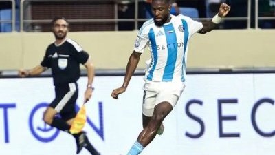 Émirats arabes unis : Shavy Babicka passeur décisif, United FC accroche Shabab Al-Ahli 